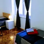 Apartman Pula-center And Pula