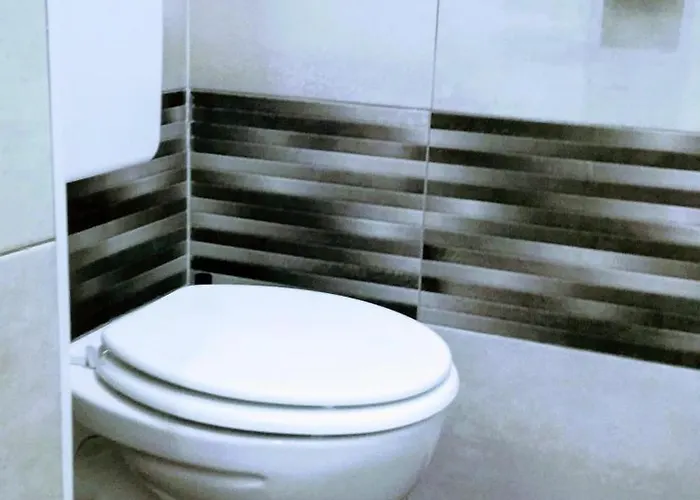 Pula-center And * 풀라