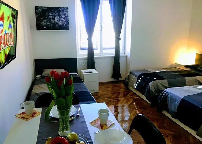 아파트 Pula-center And *