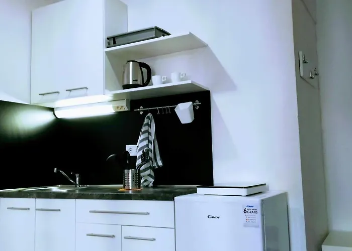 Pula-center And 풀라