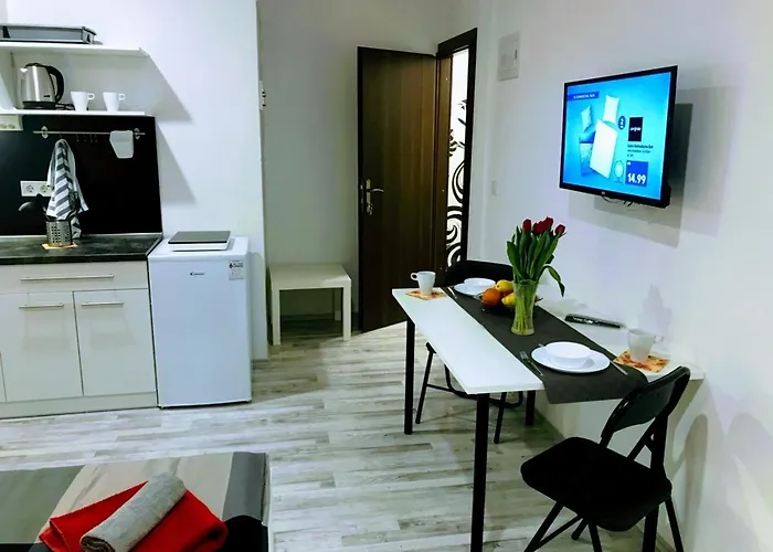 Pula-center And 아파트 *