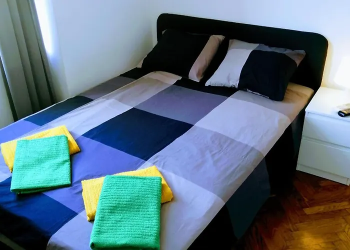 Pula-center And 아파트 *