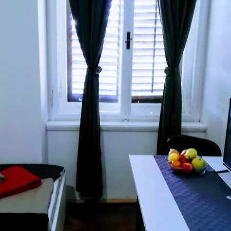 Apartment Pula-center And *